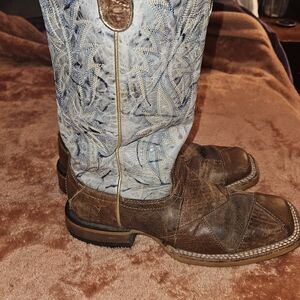 Ariat Two-Tone Western Boots - Brown and Light Blue
